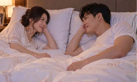 Nghe lời mẹ lấy "gái ế" hàng xóm U45, ngày đầu về ở chung, vợ ghé tai nói 1 câu khiến tôi cười cả đêm