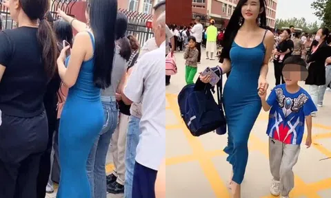 Hot girl mặc váy bó sát đến trường đón con ai cũng liếc nhìn, phụ huynh xung quanh nhiều người ngượng ngùng
