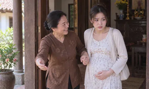 Bầu trước cưới lần đầu về ra mắt, mẹ chồng tương lai chỉ tay giới thiệu 1 người, tôi bỏ về luôn
