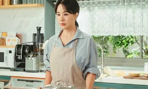 Trả 20 triệu/tháng thuê giúp việc nhưng tôi không dám đuổi, ngày nào cũng tự dọn nhà, nấu ăn, chăm con