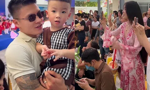 Quang Hải và vợ đại gia Chu Thanh Huyền đi xe sang 8 tỷ đến trường quốc tế xem con trai biểu diễn văn nghệ Trung thu