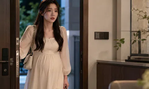 Bụng bầu về nhà ra mắt lần đầu gặp bố người yêu, tôi run rẩy nhớ về hôm định mệnh 2 năm về trước