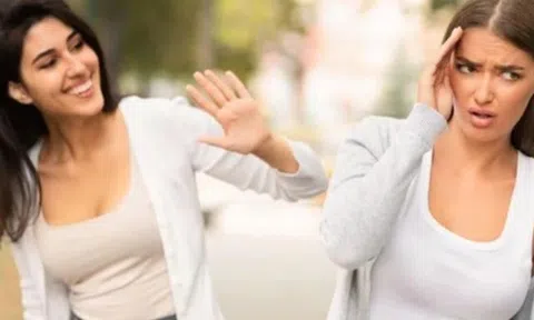 Trắc nghiệm: Bạn có biết cách khôn ngoan đối phó với những kẻ khó ưa?