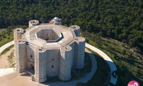 Castel del Monte - Lâu đài bát giác và bí ẩn kiến trúc nghìn năm