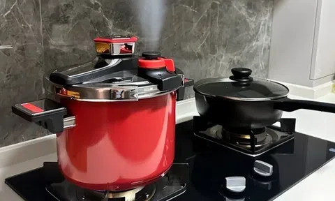 Dùng nồi áp suất truyền thống 3 năm, đến khi đổi sang nồi áp suất điện, tôi mới thấy tiếc