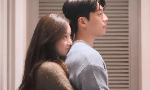 Ở với vợ lần cuối trước khi chia tay, em bỗng ghé tai nói 9 từ, tôi quên luôn chuyện mai phải ra toà ly dị