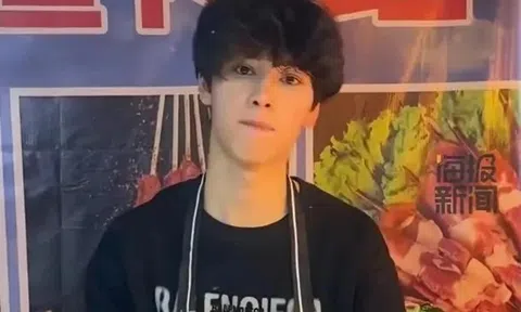 Chàng trai 18 tuổi bỗng chốc nổi tiếng nhờ nhan sắc được ví như "bản sao" Cha Eun Woo