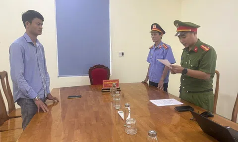 Khởi tố Nguyễn Sơn Tùng