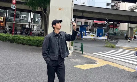 Kim Soo Hyun gầy guộc giữa lùm xùm, fan đứng ngồi không yên