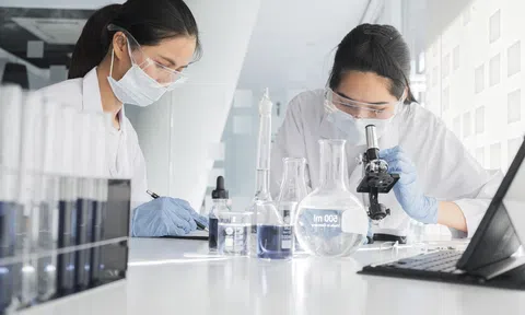 Từ 1/7/2026, cán bộ, công chức tài năng có thể được hưởng phụ cấp tới 300% lương