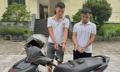 Bắt 2 đối tượng đột nhập phòng trọ giữa đêm, cướp iPhone của cô gái