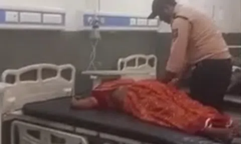 Sự thật kinh hoàng phía sau clip nam bảo vệ bệnh viện tự tay cắm kim truyền dịch gây bão mạng