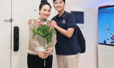 Diễn viên Bảo Thanh khoe con trai 15 tuổi cao 1m75, visual chuẩn soái ca