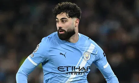 Kỳ chuyển nhượng bão táp tại Man City: 8 ngôi sao có thể rời Etihad