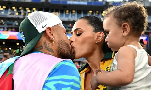 Tin vui World Cup 2026: Neymar lên chức bố lần thứ 5