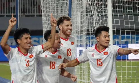 Không sử dụng nhiều cầu thủ nhập tịch vẫn đè bẹp Indonesia, tuyển Việt Nam khiến Đông Nam Á thán phục
