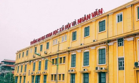 Bất ngờ điểm chuẩn ngành Báo chí “lao dốc”: Nguyên nhân do đâu?