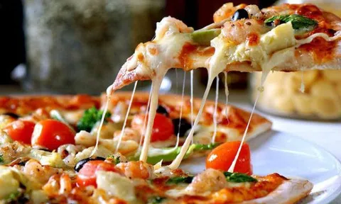 Đặt 300 chiếc pizza rồi... ép một gia đình phải nhận, nam thanh niên đối mặt nguy cơ ngồi tù 8 năm