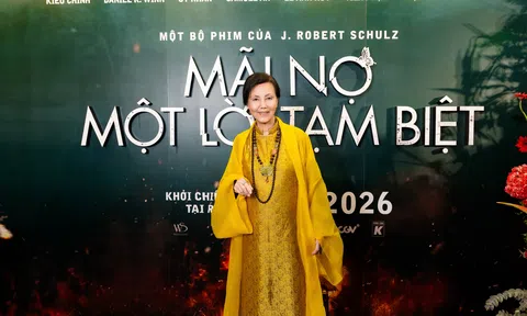 “Minh tinh màn bạc” Kiều Chinh rạng rỡ tái xuất, dàn sao Việt hội tụ tại thảm đỏ “Mãi nợ một lời tạm biệt”
