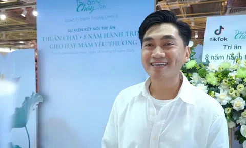 Thuần Chay kết nối khách hàng sau tám năm