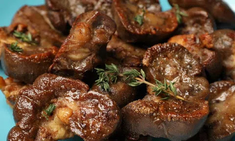 Bộ phận của con lợn nhiều người bỏ đi, nay được ví như 'thần dược' bổ toàn thân, càng ăn càng khỏe
