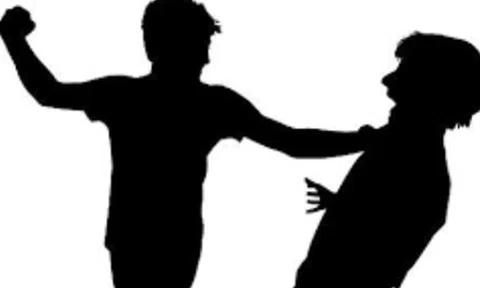 Nam shipper bị đánh trọng thương sau khi hỗ trợ khách đổi trả hàng bất thành