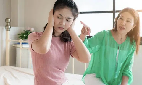 Con cái ngày càng ít nói với cha mẹ: 5 nguyên nhân tưởng nhỏ nhưng âm thầm khiến gia đình xa cách