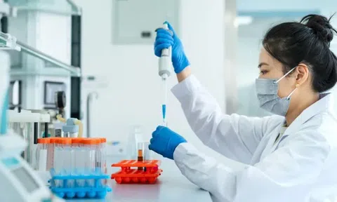AI thiết kế vaccine cho con người
