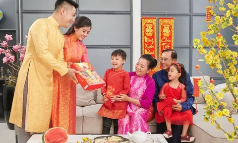 Tết là… ông ngoại