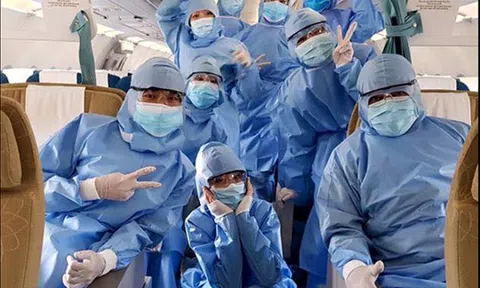 Những khoảnh khắc của tiếp viên hàng không thời Covid- 19