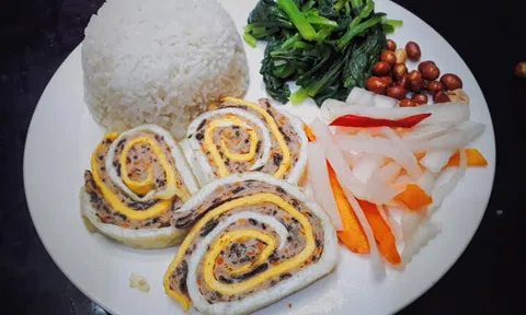 Lo ngại dịch Covid-19, bà nội trợ Hà Nội 'bật chế độ' gia đình online