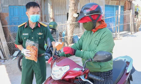 Những tấm lòng “nhường cơm sẻ áo” dìu nhau qua đại dịch của người dân Ninh Thuận