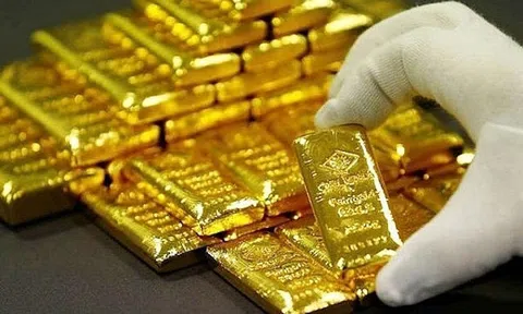 Giá vàng hôm nay 16/4: Vàng sẽ đạt đỉnh 8 năm