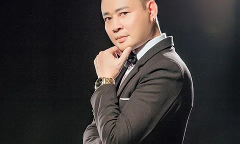 Diễn viên Tùng Dương ly hôn vợ thứ ba: “Tôi muốn “bắc thang” hỏi ông trời sao số mình lận đận mãi”