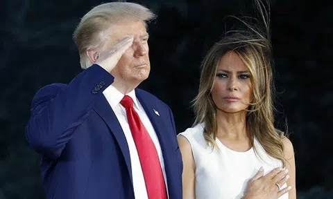 Ông Trump và vợ bí mật tiêm vaccine COVID-19 ngay trước khi mãn nhiệm