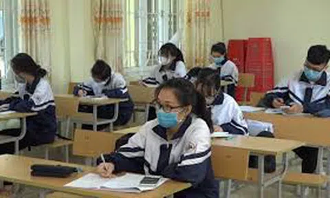 Học sinh lớp 12 ở 8 huyện, thành phố của Hải Dương trở lại trường vào ngày 8/3