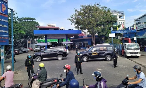 Công an Đồng Nai đồng loạt khám xét 16 điểm kinh doanh xăng dầu