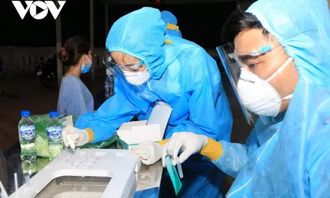 Bốn mẹ con trong một gia đình ở Nghệ An dương tính với SARS-CoV-2