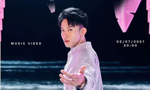 Kay Trần tung poster MV “Nắm đôi bàn tay”