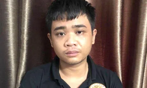 Tạm giữ kẻ dùng súng bắn đạn bi cướp cửa hàng tiện lợi ở TP.HCM