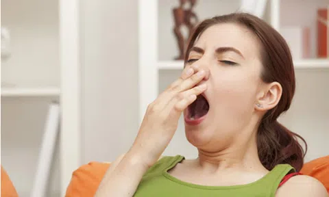 6+ cách đơn giản giúp đầu óc luôn tỉnh táo, đẩy lùi cơn buồn ngủ