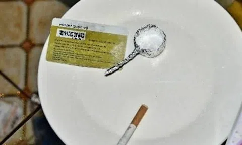 Cô gái dương tính COVID-19 "mở tiệc" ma túy cùng 12 thanh niên, cả nhóm phải đi cách ly