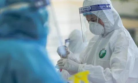 Khởi tố vụ án liên quan đến quán cắt tóc vi phạm quy định về phòng, chống dịch COVID-19