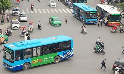 Hà Nội: Kiến nghị cho xe buýt hoạt động trở lại từ 1/10
