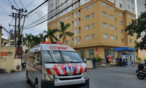 Điều tra vụ người đàn ông rơi từ tầng 19 chung cư xuống tử vong