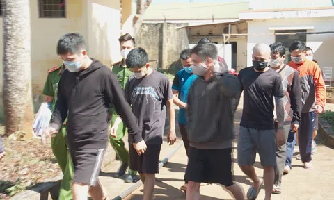 Bắt 12 đối tượng trong đường dây ghi số đề giao dịch hàng trăm tỷ đồng