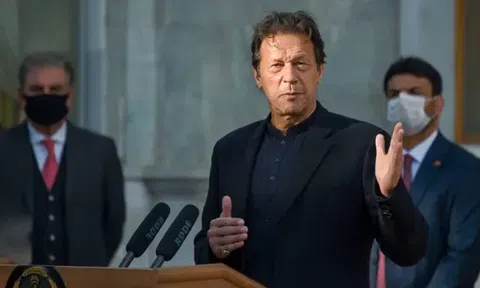 Cựu Thủ tướng Pakistan bị bắn trong “âm mưu ám sát”