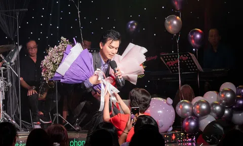 Ca sĩ Mạnh Quỳnh: “Hiện tại tôi không có người quản lý”