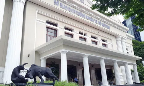 Hàng loạt cổ phiếu bị HoSE và HNX cắt margin