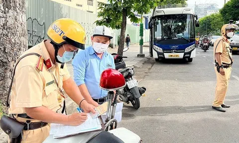 Thứ tự tạm giữ giấy tờ của người vi phạm giao thông từ ngày 15/9